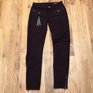 Blank nyc  25 NWT stretch zipper skinny jean bin2